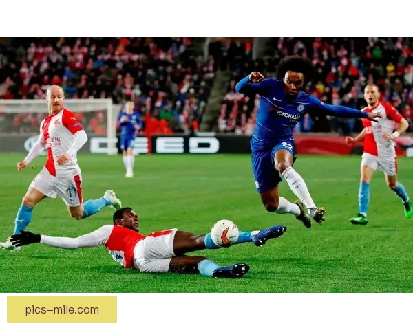 布拉格斯拉维亚屈居捷克联赛亚军背后的荣耀与挑战解析