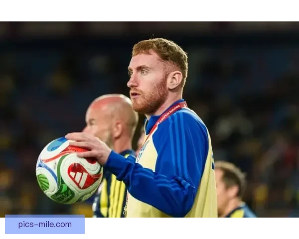 库卢塞夫斯基对阵日本世界杯预选赛中稳定性变化观察与评析研究