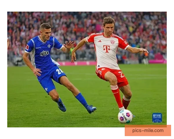 拜仁慕尼黑德甲主场8比0大胜达姆施塔特展现强大攻势