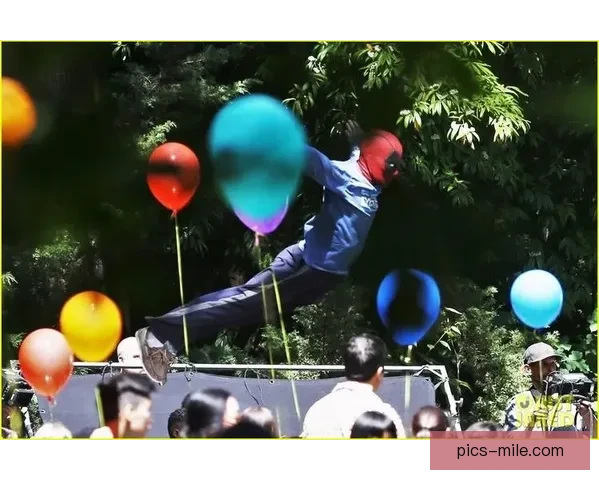 死侍老板现身派对现场引爆全场粉丝狂欢气氛直冲巅峰时刻热度再升