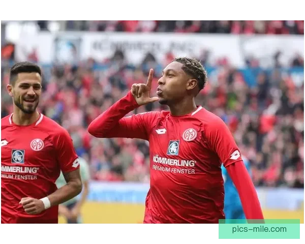 格里福任意球依然冠绝德甲绿茵场定位球大师再度书写传奇时刻新篇